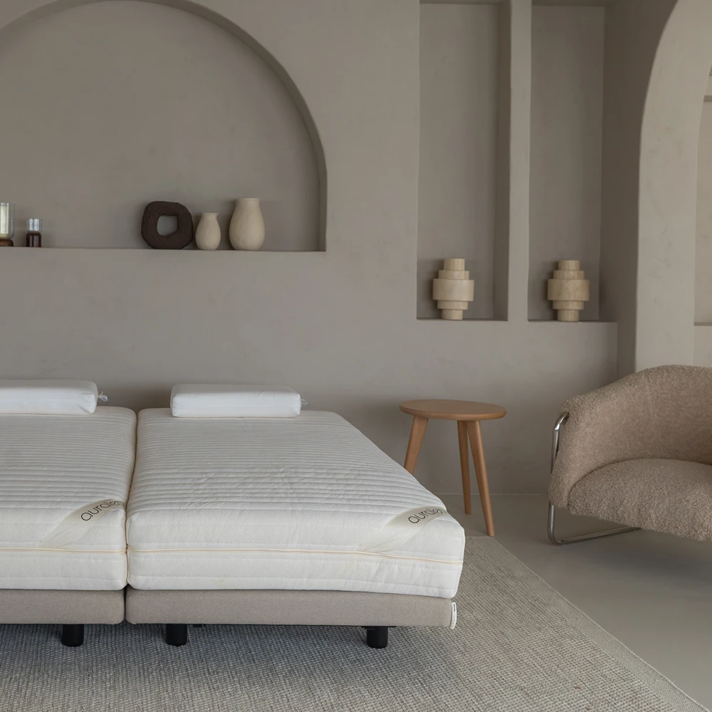 Auraletto_design nachttafel_Circle_massief_beukenhout