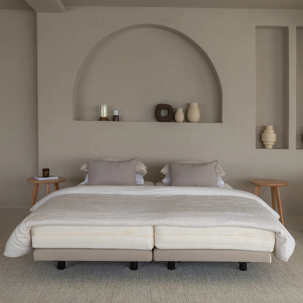 Auraletto_design nachttafel_Circle_massief_beukenhout2