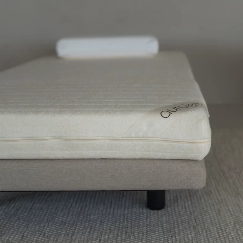 auraletto_natural_kids_matrress_corner